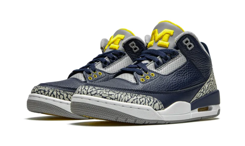 Air Jordan 3 Air Jordan 3 Retro PE 'Michigan'